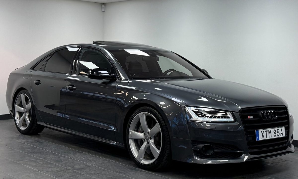 2017 Audi S8 Plus 4.0 V8 Q · Carbon · Keramiska · Taklucka · Bose