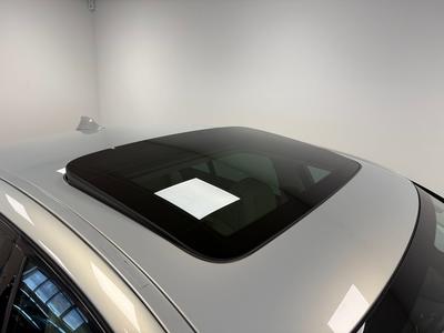 2012 BMW M5 DCT sv-såld taklucka Nightvision se spec – bild 4