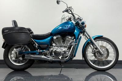 1995 Suzuki Intruder vs600gl motivlack Nybes Sidoväska Hemleverans Pris – bild 3
