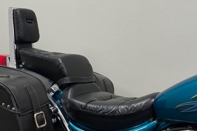 1995 Suzuki Intruder vs600gl motivlack Nybes Sidoväska Hemleverans Pris – bild 8