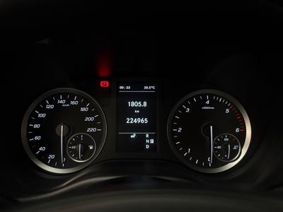 2021 Mercedes-Benz Vito 116 Tourer 116 CDI 4x4 9G-Tronic · Moms · 9-sits · Drag – bild 11