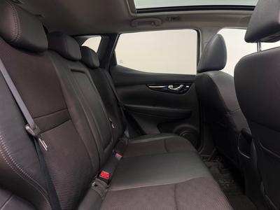 2015 Nissan Qashqai 1.6 dCi *tekna*Pano*360-kamera*Drag*Navi se spec DPF – bild 13