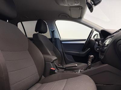2015 Skoda Octavia Kombi 1.6 TDI Ambition · D-värm · Dragkrok · Nyservad · Euro 5 – bild 12