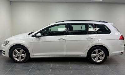 2015 Volkswagen Golf Sportscombi 1.6 TDI *D-värm*Drag*Spec Masters Euro 5 – bild 4