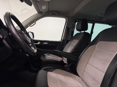 2017 Volkswagen Multivan 2.0 TDI 4M Highline 7-sits MOMS SE SPEC värm Dynaudio – bild 8