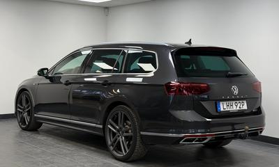 2020 Volkswagen Passat Sportscombi 2.0 TDI 4M *R-line*Matrix*D-värm*Spec – bild 2