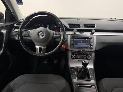 2012 Volkswagen Passat Variant 2.0 TDI DPF BMT Masters · Drag · Euro 5 – bild 9