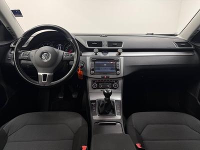 2012 Volkswagen Passat Variant 2.0 TDI DPF BMT Masters · Drag · Euro 5 – bild 8