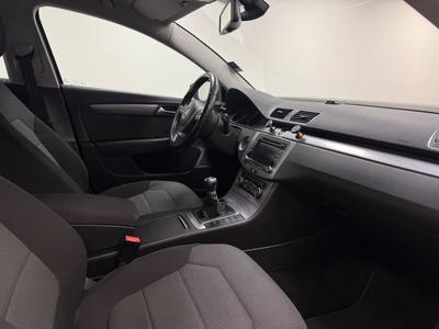 2012 Volkswagen Passat Variant 2.0 TDI DPF BMT Masters · Drag · Euro 5 – bild 10