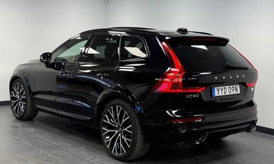 2022 Volvo XC60 Recharge T8 AWD R-Design Pro Edition III*Pano*B&W*Luft – bild 2